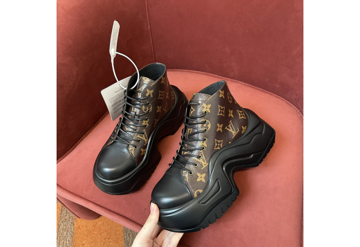 LOVT BOOTS L0-17