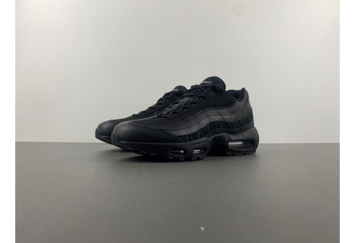 Air Max 95 Essential ''Triple Black'' CL3705-001