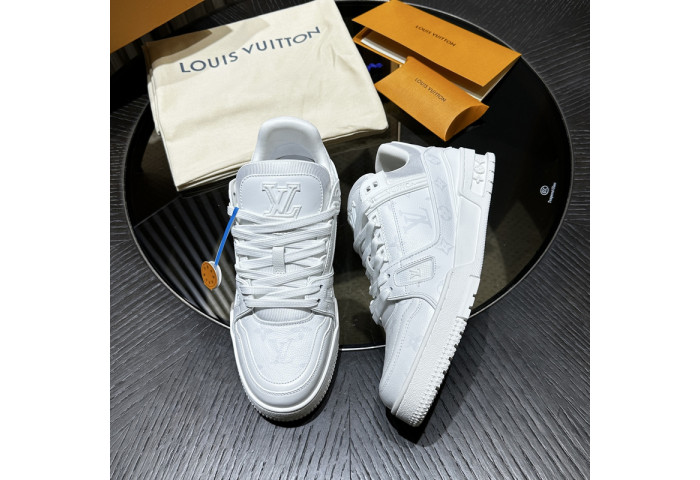 LOVT SNEAKER lv-313