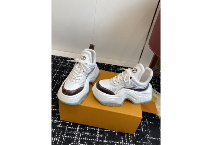 LOVT SNEAKER lv-425