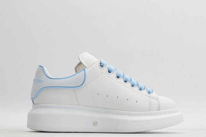 alex mcqu sneakers