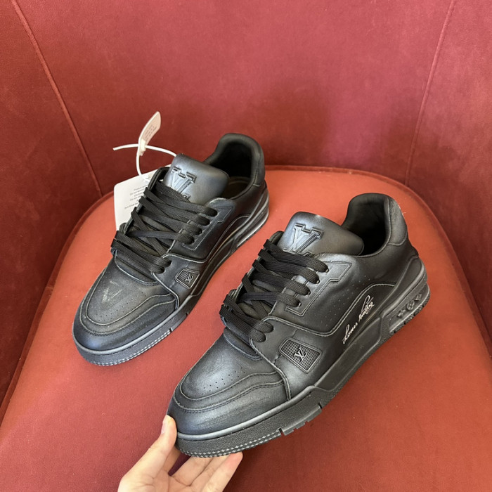 LOVT SNEAKER lv-240