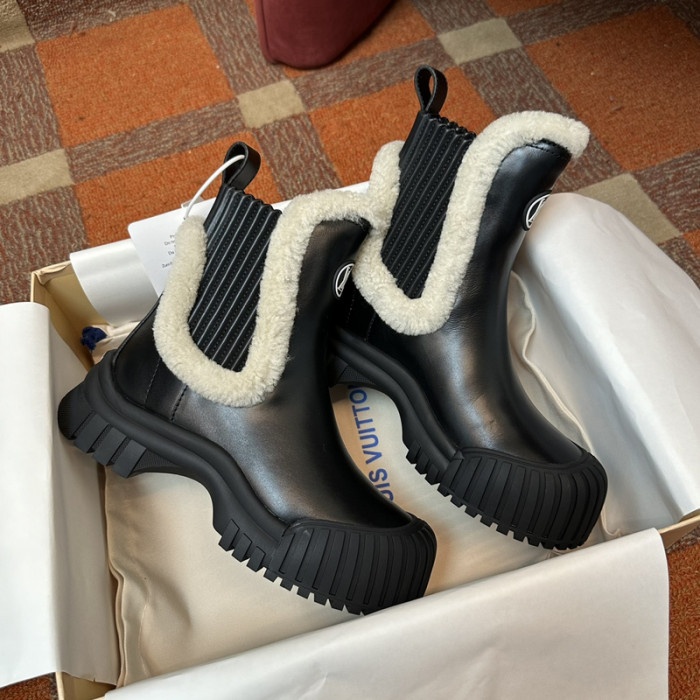 LOVT BOOTS L0-22