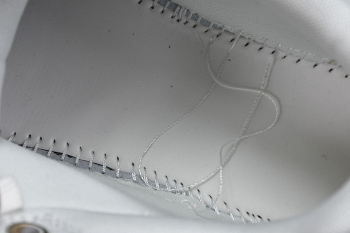 of sneakers ow-32