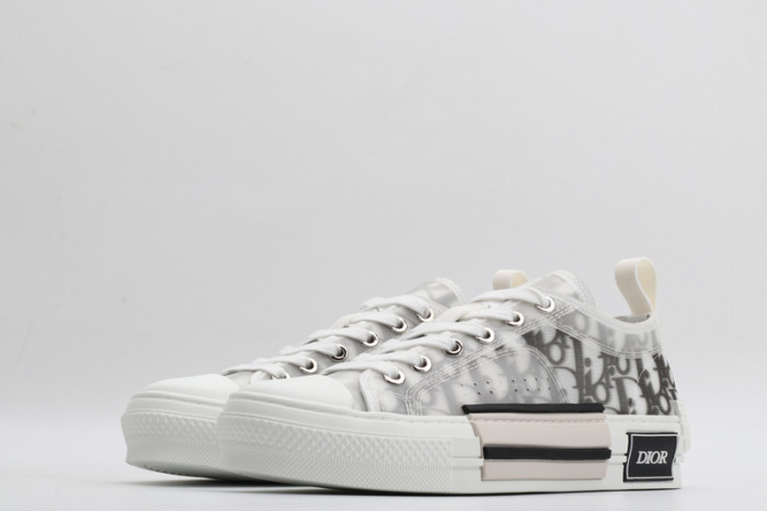 dr b23 homme kaws h903p167