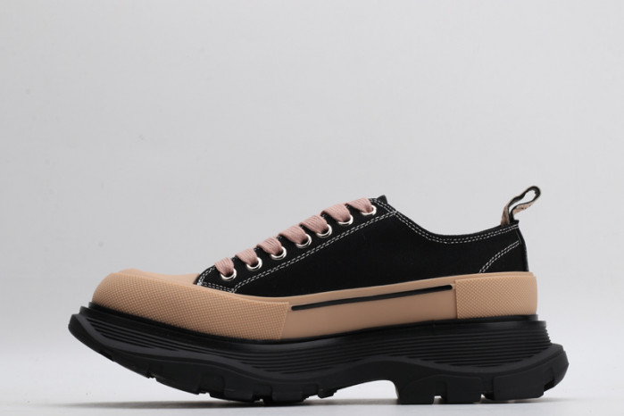 alex mcqu sneakers