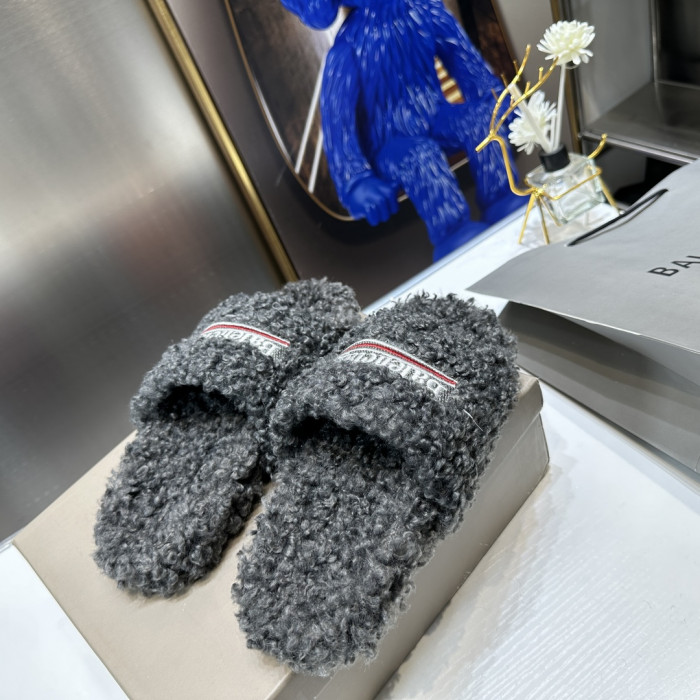 BL SLIPPERS 2307162