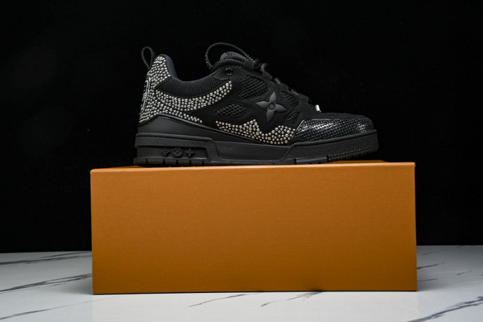 LOVT SNEAKER lv-256