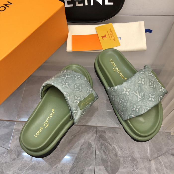 lovt sandal