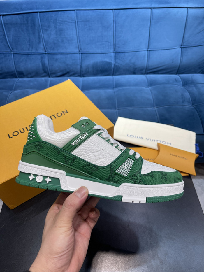 lovt sneaker