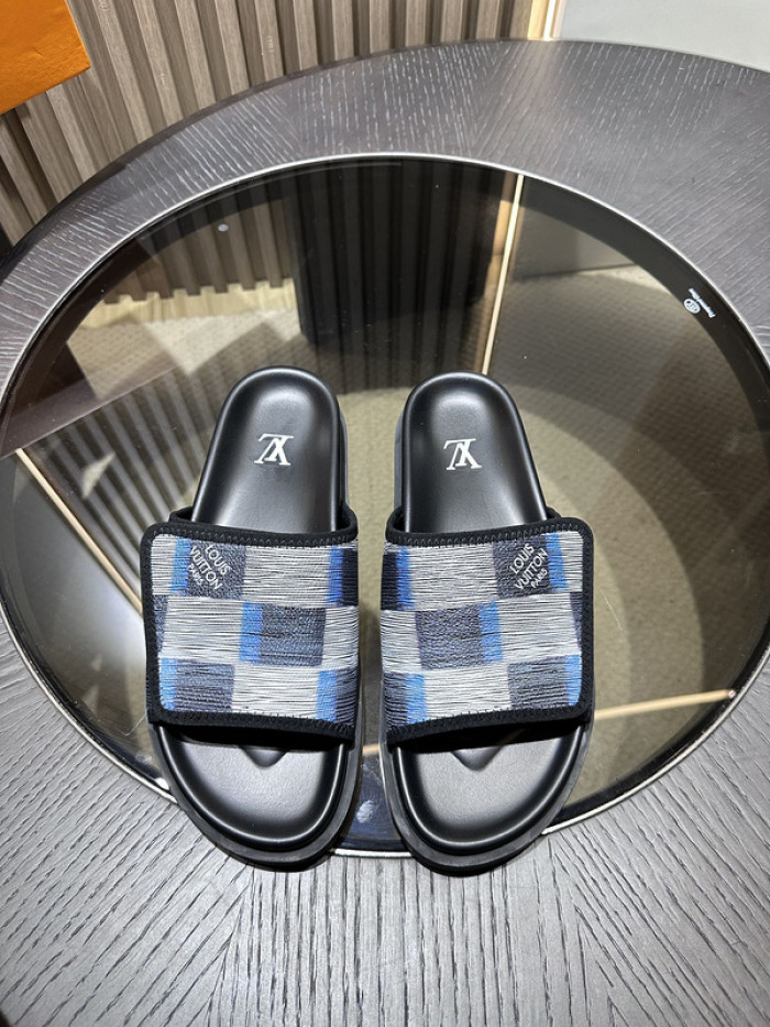 lovt sandal