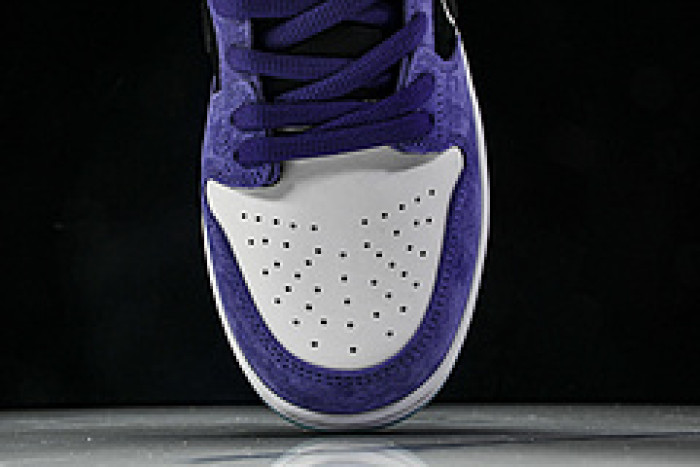 Nike SB Dunk Low Hayley Wilson HJ0513-500