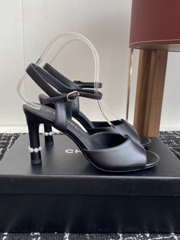 CN SANDALS 2509242